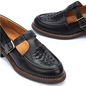 NWT, NWOB $190 Pikolinos Aldaya Black Loafers Size 37
